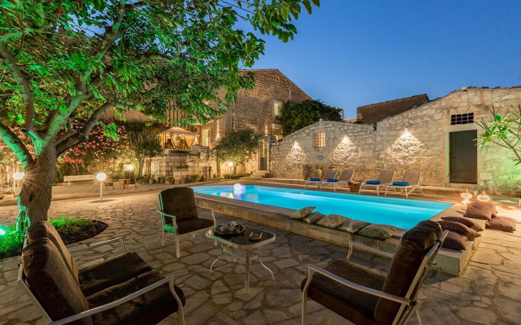 Villa Del Mare: Activities, Balcony / Terrace / Patio, Building Exterior, Pool, Spring, Summer
