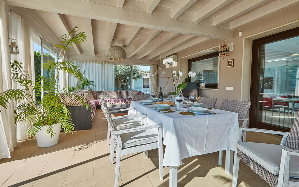 Villa Florinda: Activities, Balcony / Terrace / Patio, Facilities, Pool, Spring