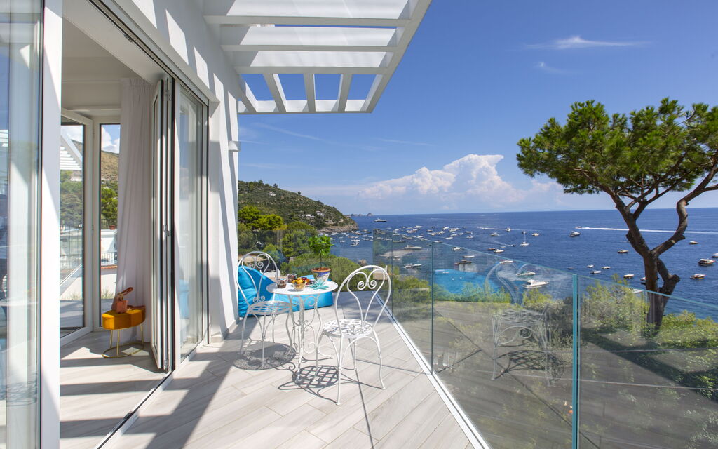 Villa Neri: Balcony / Terrace / Patio, Building Exterior, Garden, Main Entrance, Pool, Spring, Summer