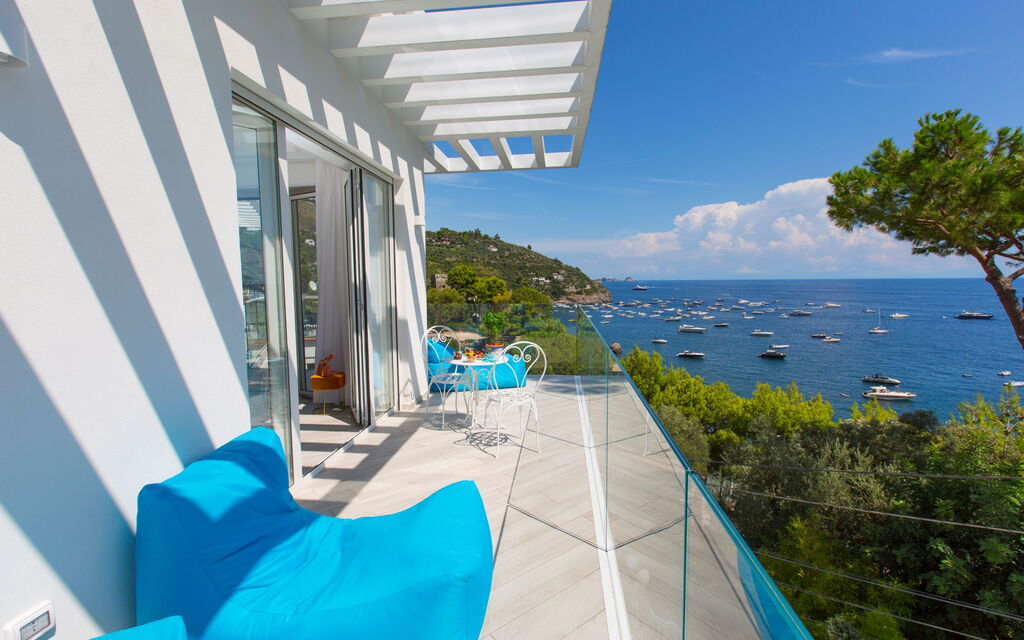Villa Neri: Balcony / Terrace / Patio, Building Exterior, Garden, Main Entrance, Pool, Spring, Summer