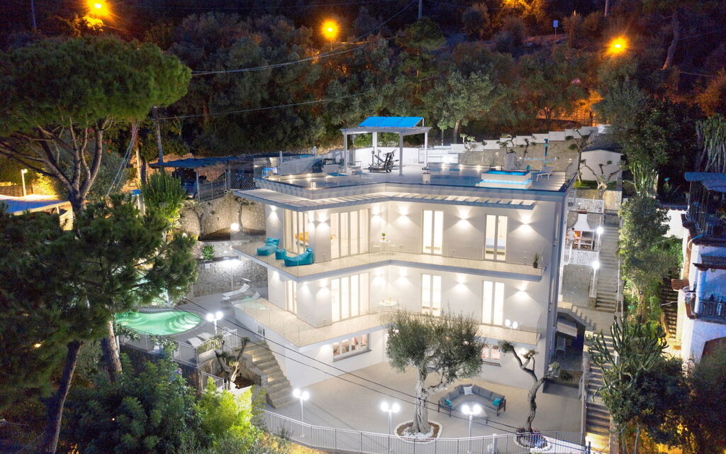 Villa Neri