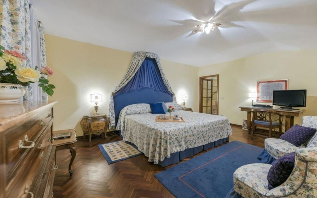 Palazzo Delle Croci - 