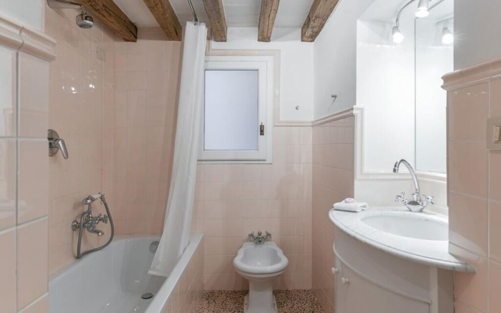 Palazzo Delle Croci - 