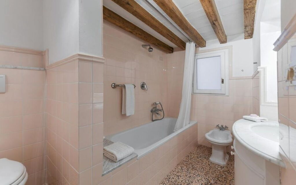 Palazzo Delle Croci - 