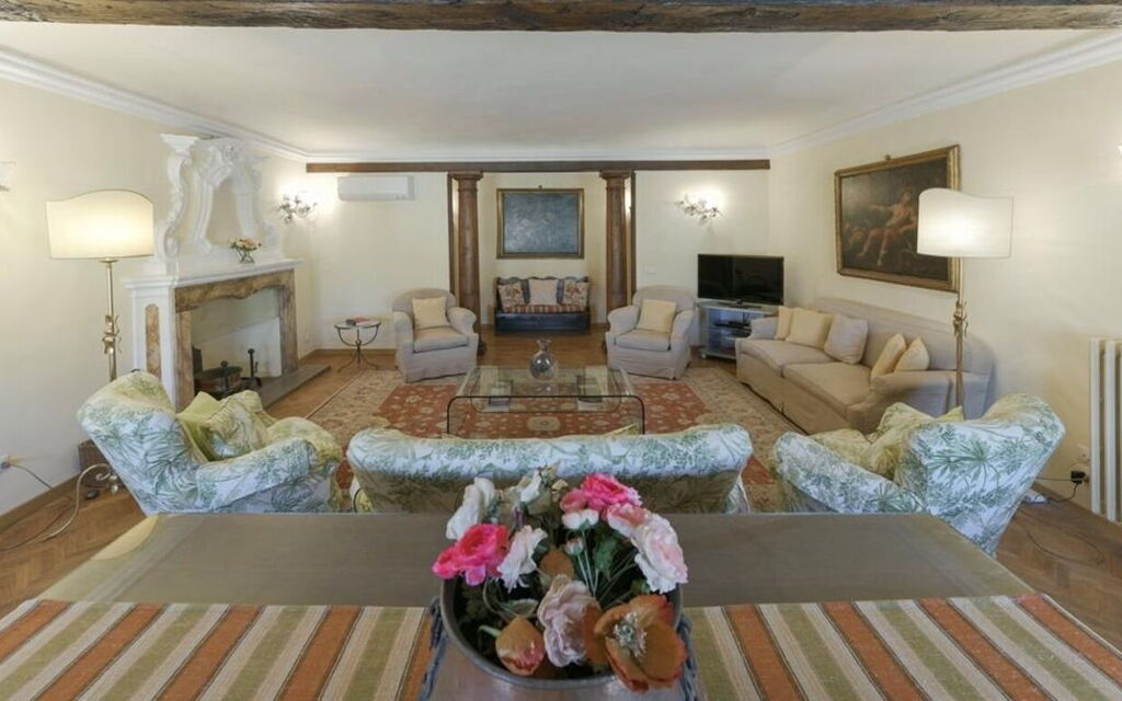 Palazzo Delle Croci - 