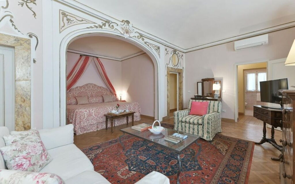 Palazzo Delle Croci - 