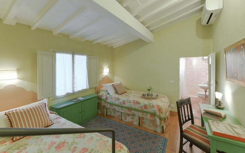 Palazzo Delle Croci - 