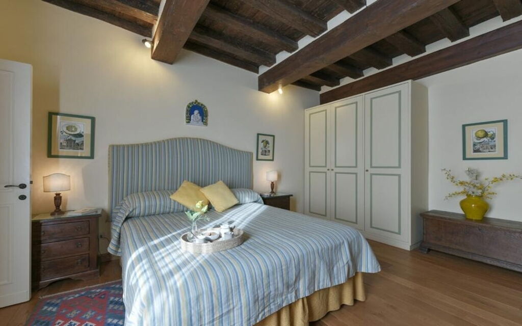 Palazzo Delle Croci - 