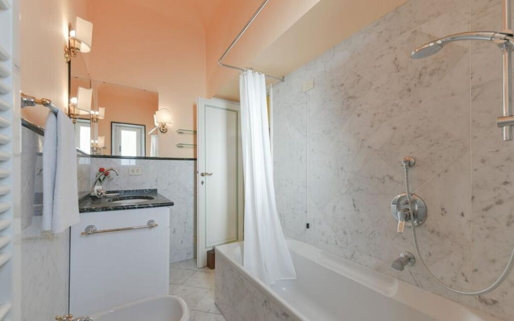Palazzo Delle Croci - 