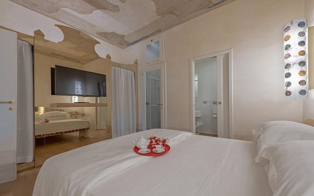 Palazzo Delle Croci - 