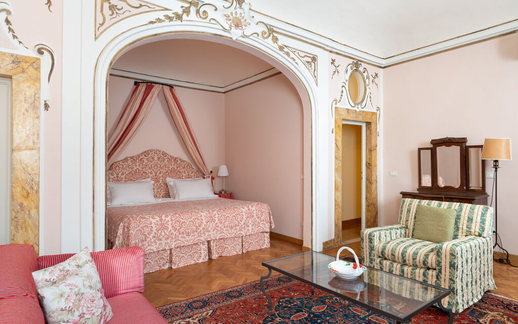 Palazzo Delle Croci - 