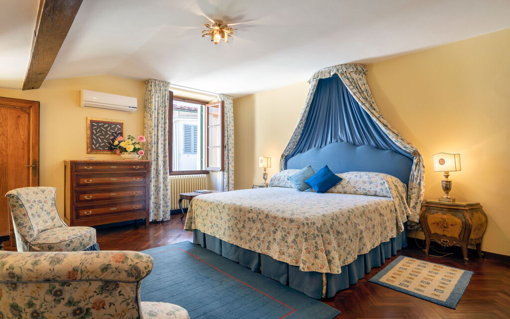 Palazzo Delle Croci - 