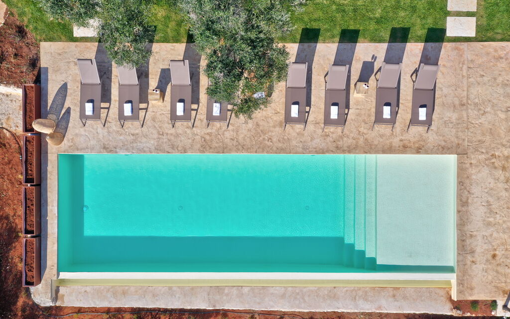 Villa Trullo Il Pajaro: Activities, Amenities, Balcony / Terrace / Patio, Building Exterior, Garden, Kitchen, Main Entrance, Pool, Spring, Summer