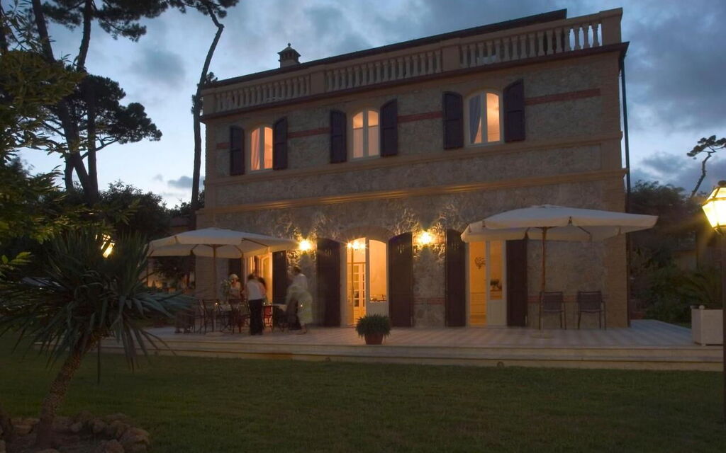 Villa Emma: Attività, Balcone / Terrazza / Patio, Benessere, Caratteristiche, Cibo, Entrata Principale, Estate, Esterni, Primavera, Servizi