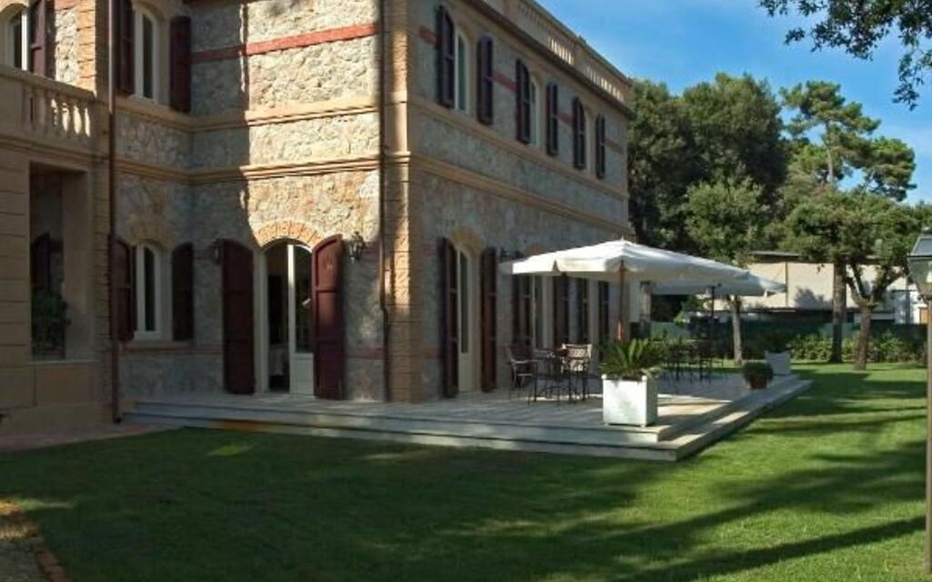 Villa Emma: Attività, Balcone / Terrazza / Patio, Benessere, Caratteristiche, Cibo, Entrata Principale, Estate, Esterni, Primavera, Servizi