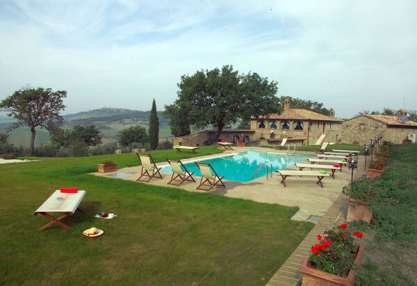 Villa Fontanini: Activities, Amenities, Building Exterior, Main Entrance, Pool, Spring, Summer