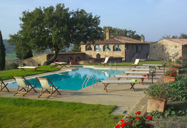 Villa Fontanini: Activities, Amenities, Building Exterior, Main Entrance, Pool, Spring, Summer