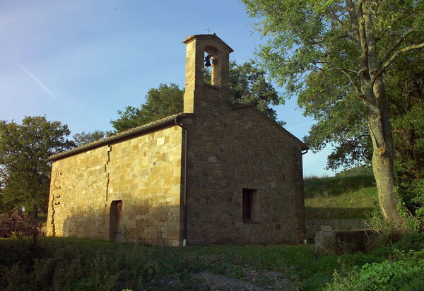 Villa Fontanini: Activities, Amenities, Building Exterior, Main Entrance, Pool, Spring, Summer