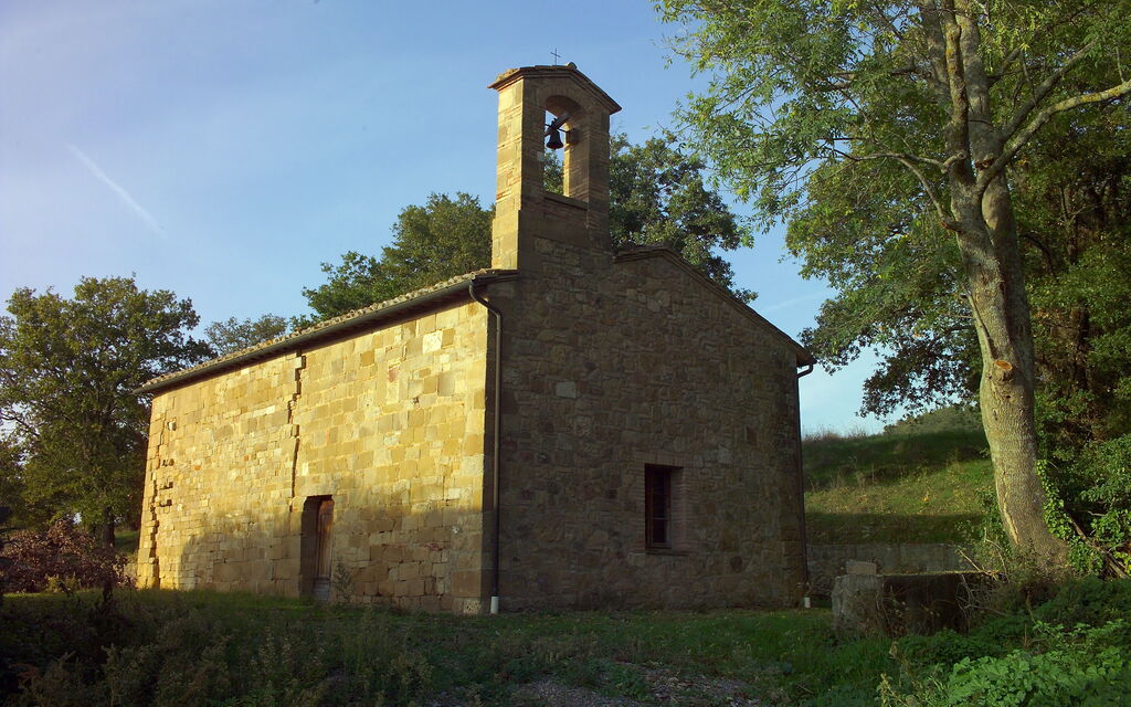 Villa Fontanini: Activities, Amenities, Building Exterior, Main Entrance, Pool, Spring, Summer