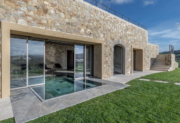 Villa Tessaroni: all'aperto, Attività, Balcone / Terrazza / Patio, Benessere, Camera da letto, Caratteristiche, Entrata Principale, Estate, Esterni, Idromassaggio, Primavera, Shopping