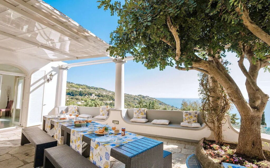 Villa Merighi: Attività, Bagno, Caratteristiche, Estate, Esterni, Giardino, Piscina, Primavera