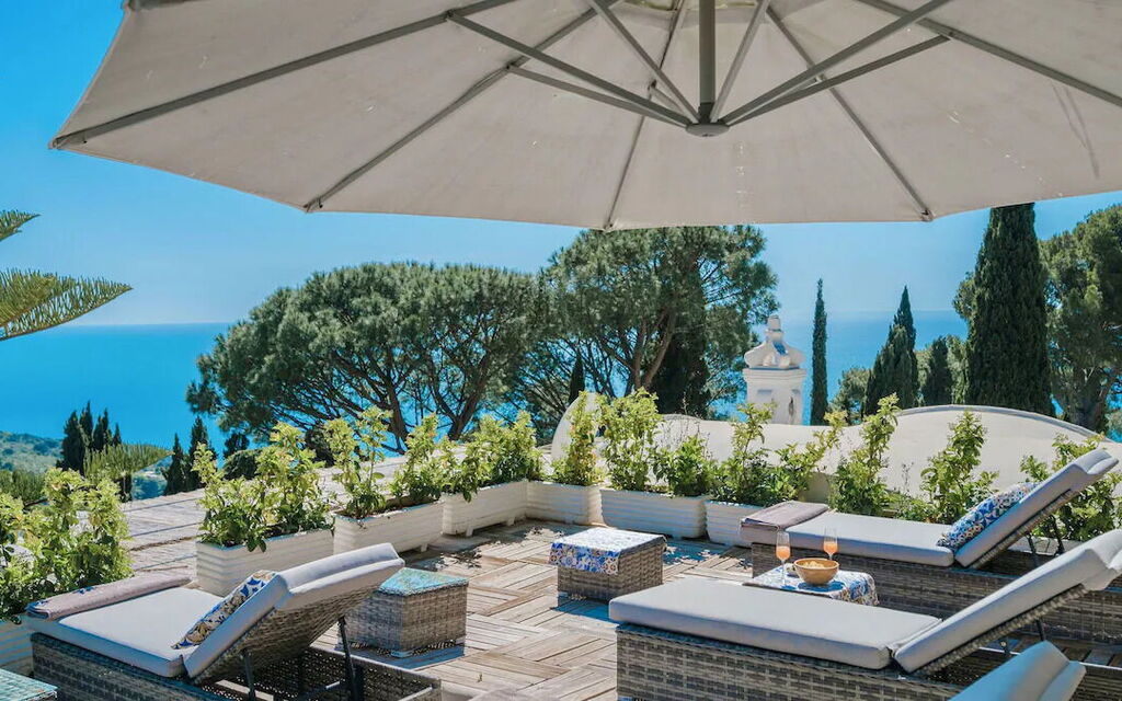 Villa Merighi: Attività, Bagno, Caratteristiche, Estate, Esterni, Giardino, Piscina, Primavera
