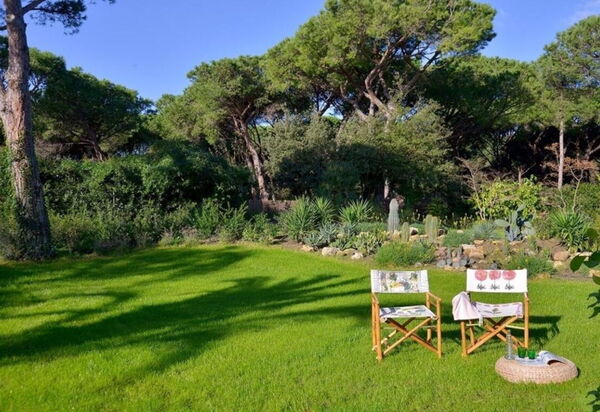 Villa Rossa: Attività, Bagno, Balcone / Terrazza / Patio, Caratteristiche, Estate, Esterni, Giardino, Piscina, Primavera