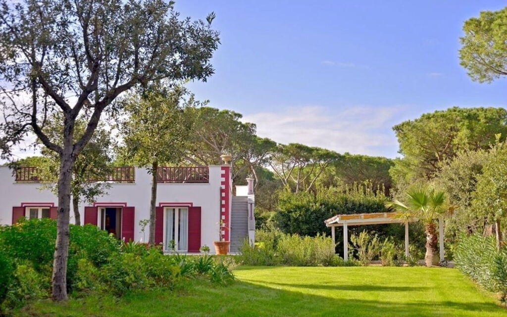 Villa Rossa: Attività, Bagno, Balcone / Terrazza / Patio, Caratteristiche, Estate, Esterni, Giardino, Piscina, Primavera