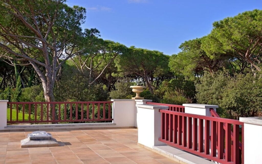 Villa Rossa: Attività, Bagno, Balcone / Terrazza / Patio, Caratteristiche, Estate, Esterni, Giardino, Piscina, Primavera