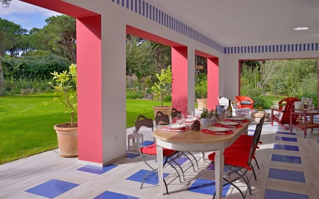 Villa Rossa: Attività, Bagno, Balcone / Terrazza / Patio, Caratteristiche, Estate, Esterni, Giardino, Piscina, Primavera