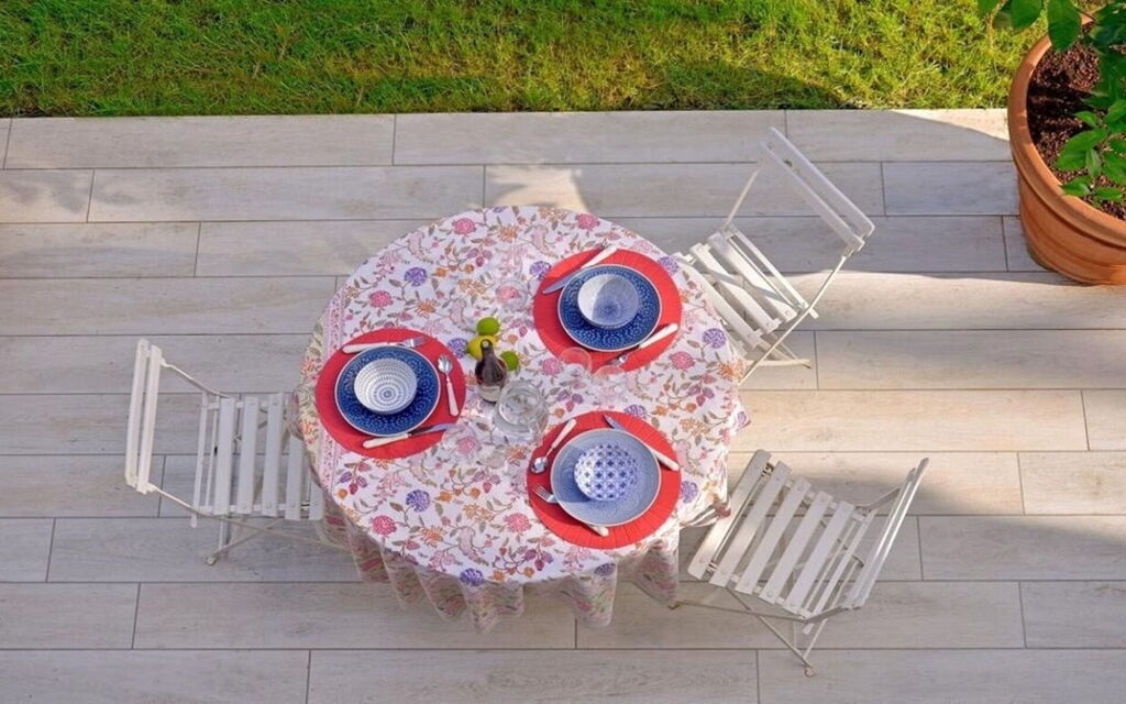 Villa Rossa: Attività, Bagno, Balcone / Terrazza / Patio, Caratteristiche, Estate, Esterni, Giardino, Piscina, Primavera