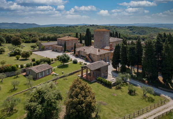 Villa Nero Scopeti: Activities, Balcony / Terrace / Patio, Building Exterior, Garden, Main Entrance, Spring, Summer