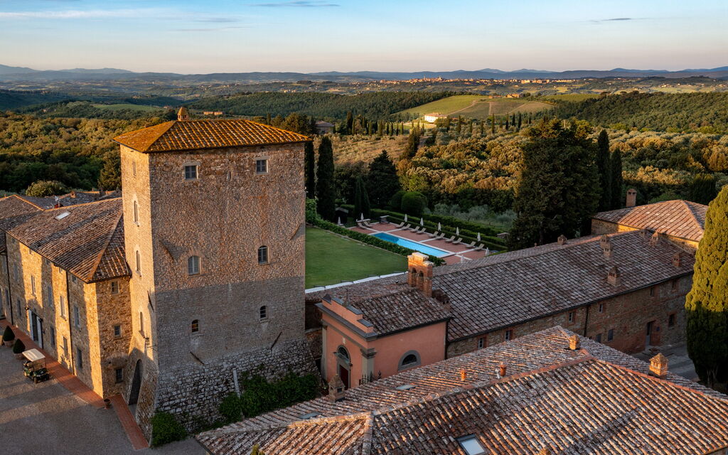 Villa Nero Scopeti: Activities, Balcony / Terrace / Patio, Building Exterior, Garden, Main Entrance, Spring, Summer