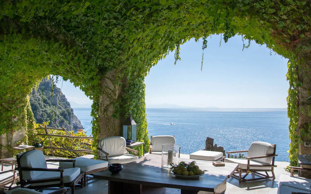 Villa Maiolica: Attività, Balcone / Terrazza / Patio, Benessere, Dettagli della stanza, Estate, Esterni, Giardino, Piscina, Primavera