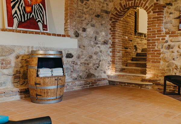 Villa Mocasina: Activities, Amenities, Balcony / Terrace / Patio, Building Exterior, Golf, Pool, Spring, Summer, Wellness