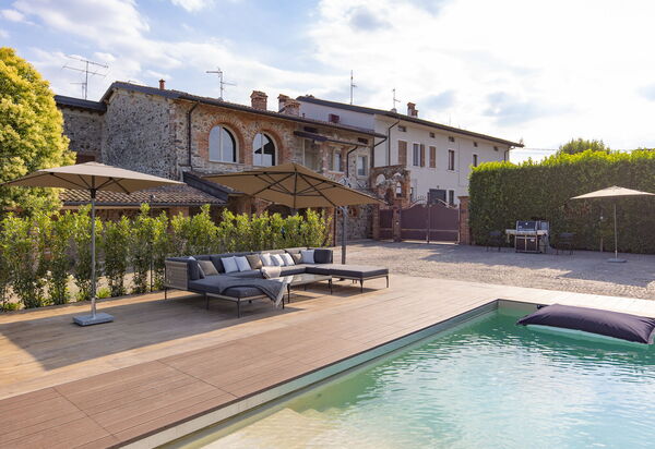 Villa Mocasina: Activities, Amenities, Balcony / Terrace / Patio, Building Exterior, Golf, Pool, Spring, Summer, Wellness