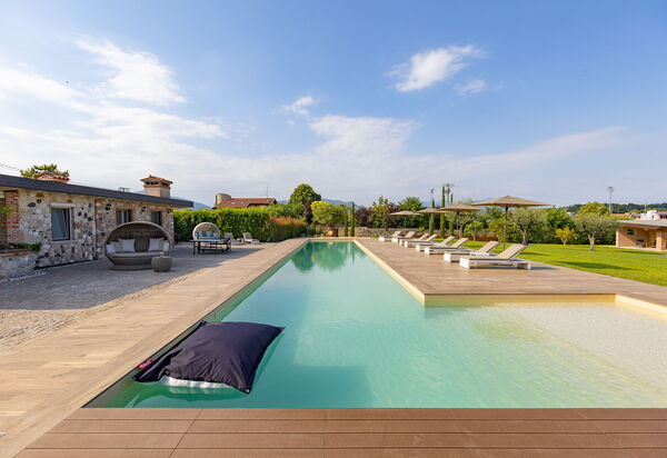 Villa Mocasina: Activities, Amenities, Balcony / Terrace / Patio, Building Exterior, Golf, Pool, Spring, Summer, Wellness