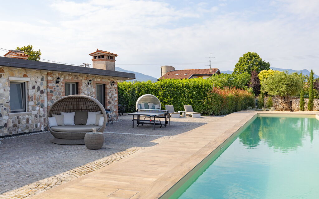 Villa Mocasina: Attività, Balcone / Terrazza / Patio, Benessere, Caratteristiche, Estate, Esterni, Golf, Piscina, Primavera