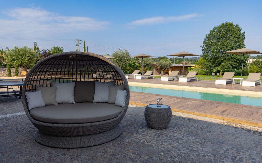 Villa Mocasina: Attività, Balcone / Terrazza / Patio, Benessere, Caratteristiche, Estate, Esterni, Golf, Piscina, Primavera