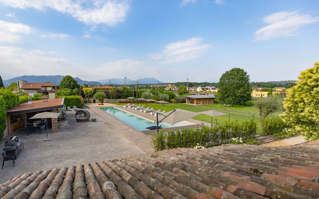 Villa Mocasina: Attività, Balcone / Terrazza / Patio, Benessere, Caratteristiche, Estate, Esterni, Golf, Piscina, Primavera