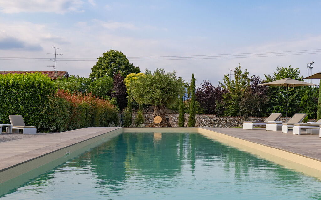 Villa Mocasina: Attività, Balcone / Terrazza / Patio, Benessere, Caratteristiche, Estate, Esterni, Golf, Piscina, Primavera