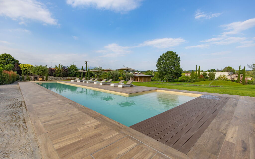 Villa Mocasina: Attività, Balcone / Terrazza / Patio, Benessere, Caratteristiche, Estate, Esterni, Golf, Piscina, Primavera