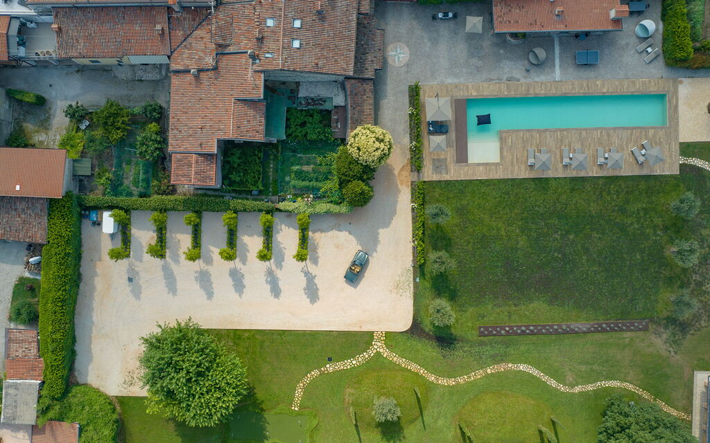 Villa Mocasina: Attività, Balcone / Terrazza / Patio, Benessere, Caratteristiche, Estate, Esterni, Golf, Piscina, Primavera