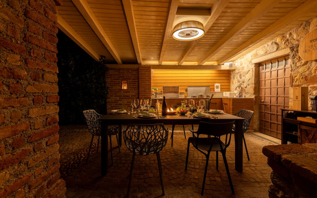 Villa Mocasina: Attività, Balcone / Terrazza / Patio, Benessere, Caratteristiche, Estate, Esterni, Golf, Piscina, Primavera