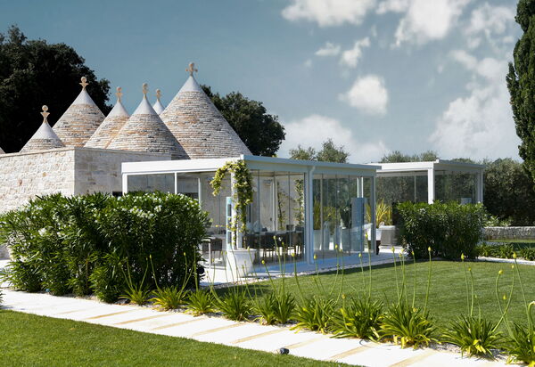 Villa Moretti: Building Exterior, Pool, Spring, Summer