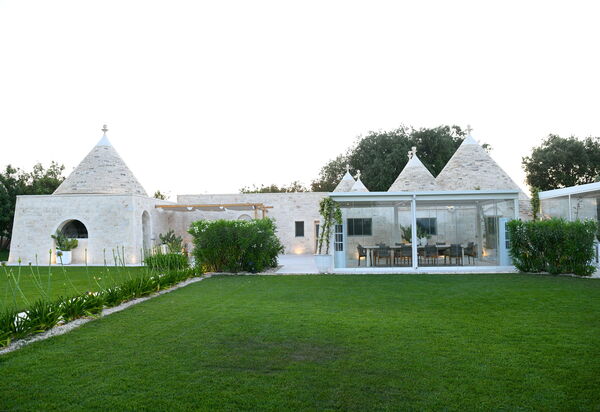 Villa Moretti: Building Exterior, Pool, Spring, Summer