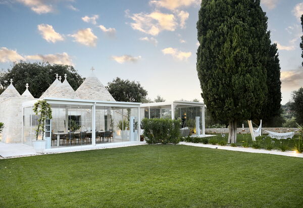 Villa Moretti: Building Exterior, Pool, Spring, Summer