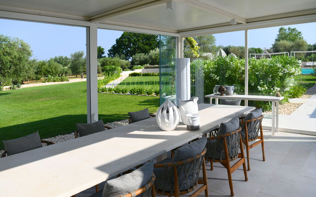 Villa Moretti: Building Exterior, Pool, Spring, Summer