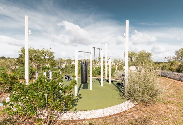 Villa Damer: Activities, Amenities, Building Exterior, Main Entrance, Spring, Summer, Wellness