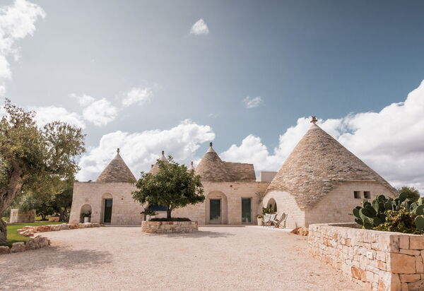Villa Damer: Activities, Amenities, Building Exterior, Main Entrance, Spring, Summer, Wellness